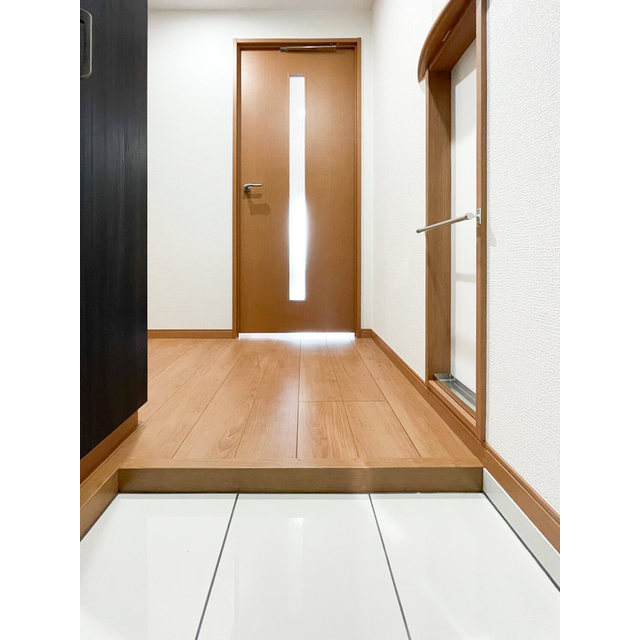 アーバハイツ六町環七北通り0701号室 玄関