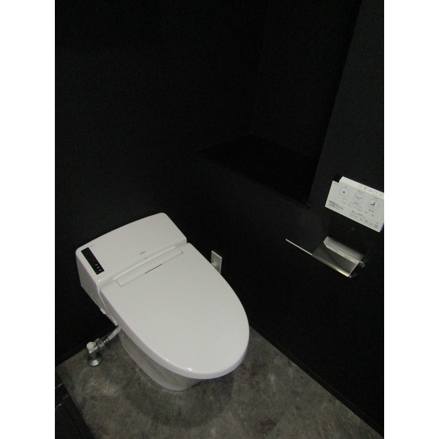 ロアール横浜十日市場3階 内観