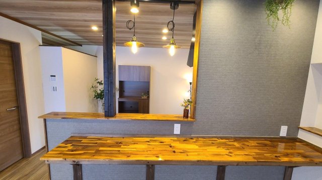 古民家ビンテージ戸建て三山 オーダーメイドカウンター