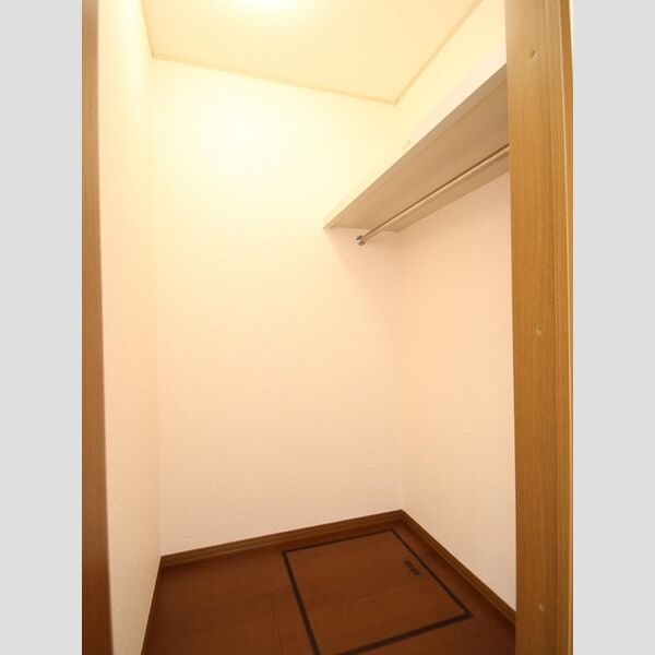 ストークコートⅡ クローゼット