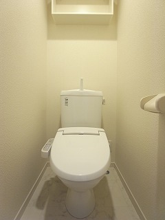 リブリ・ニュータウン3階 トイレ