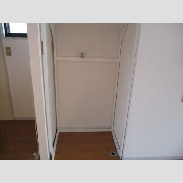 メゾン高橋ABA105号室 室内洗濯機置き場