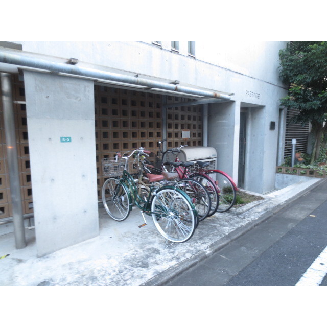 パッサージュ中野坂上 駐輪場