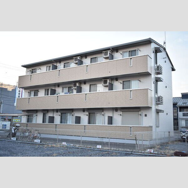 パインズ　ヒルの外観画像