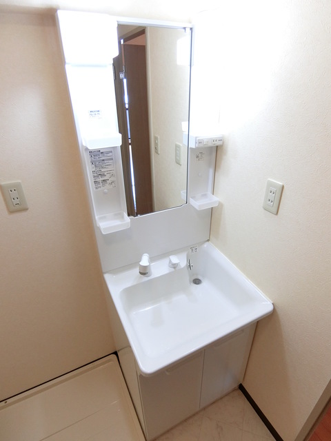 ファミーユ玉川上水0501号室 洗面