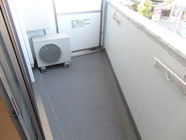 エルフレア武蔵野0302号室 バルコニー