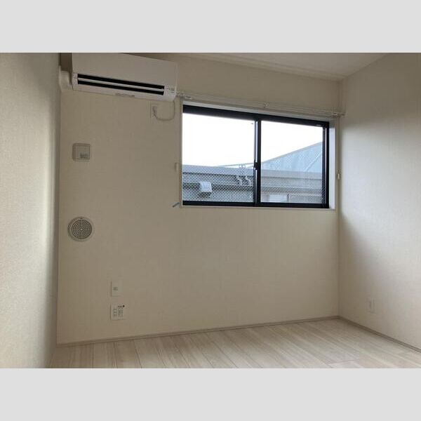 リーブルファイン志木上宗岡204号室 リビング