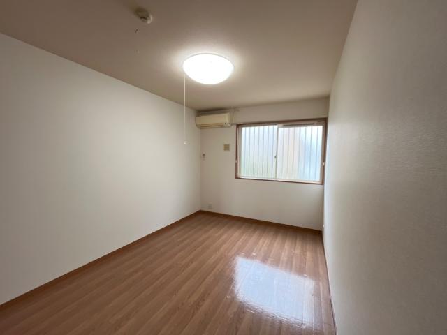 サンマルサン　Ａ 洋室