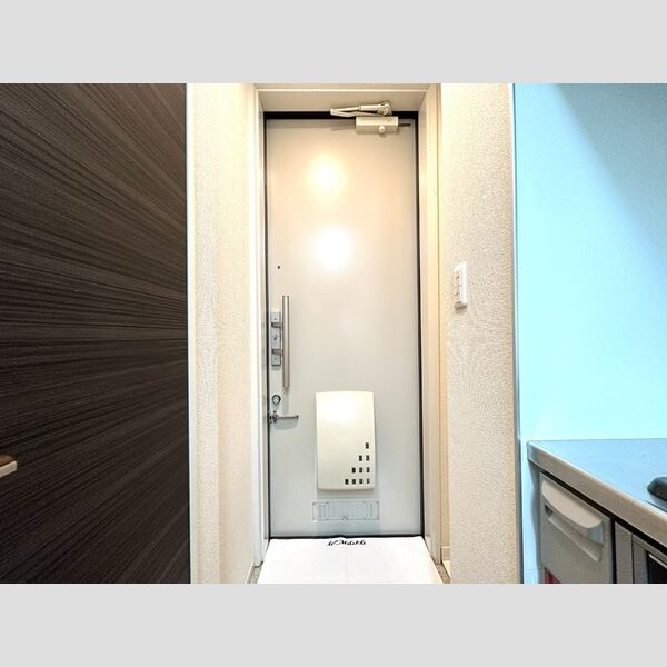 グランメール301号室 玄関