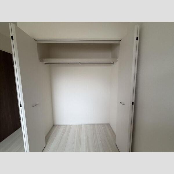 リーブルファイン柏南逆井 収納