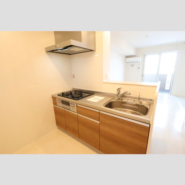 カサ・デ・トレス306号室 対面式3口ガスコンロ付システムキッチン