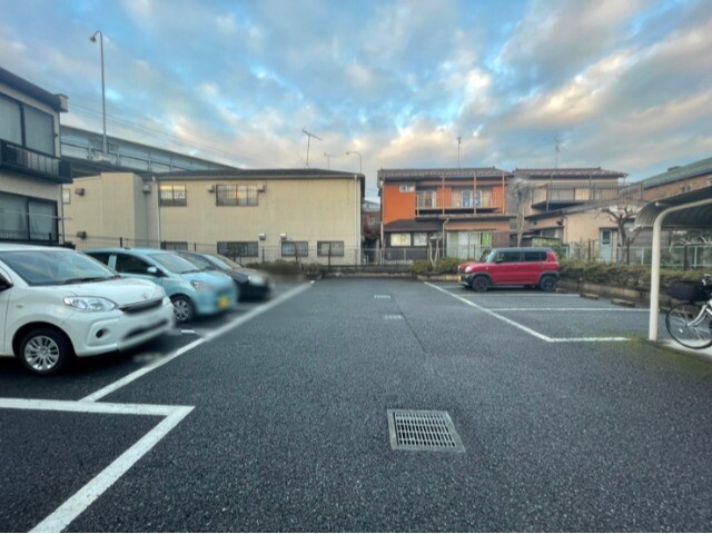 アルカンシェル調布 駐車場