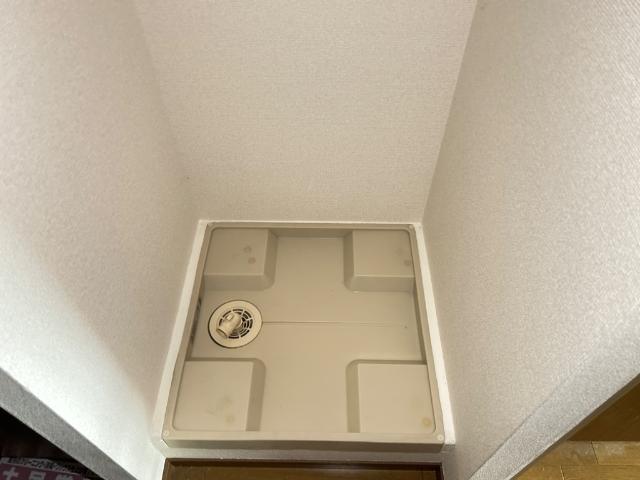 ロズウェルシブヤ201号室 洗濯機置場