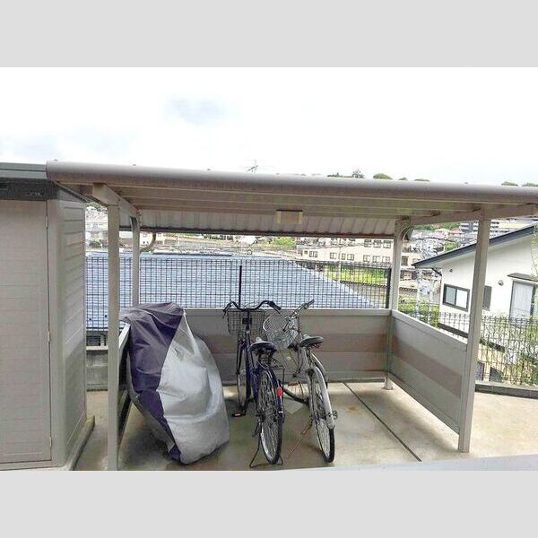 サニーコート 駐輪場