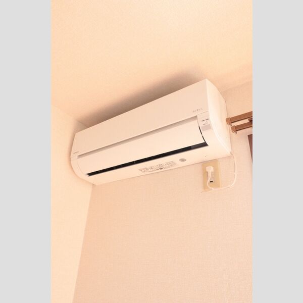 フルール武蔵野102号室 エアコン