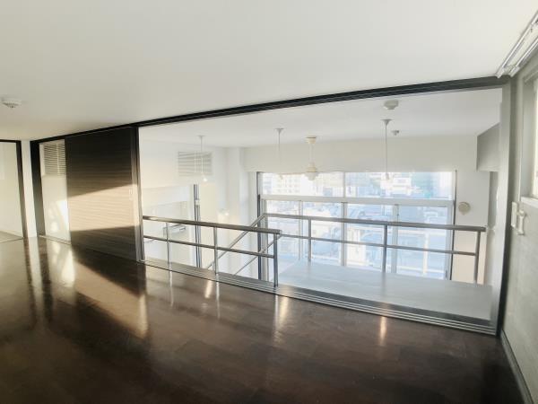 カーサ　ヴェデュータ リビング