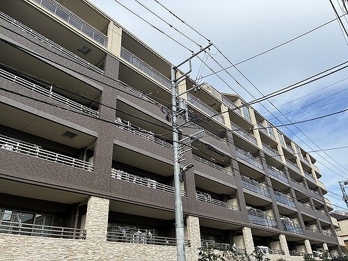 ヴェレーナ東武練馬レジデンス 建物外観　別角度