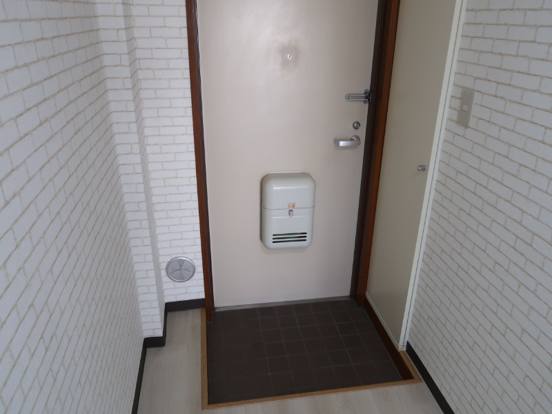 シャトル日新1階 ＊別号室の写真となります。