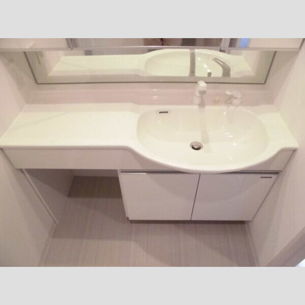 アーバンシャトー千葉 洗面台　ドレッサータイプ