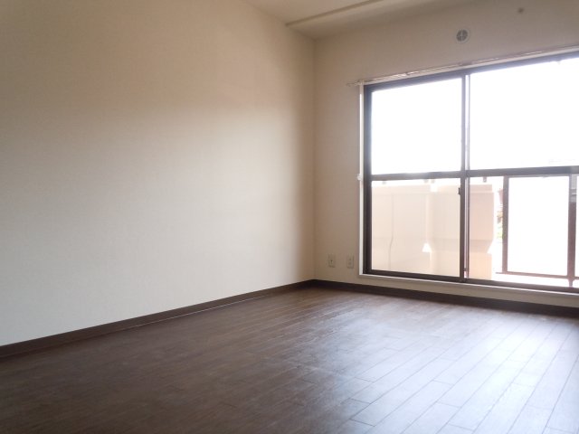 ＣＥＲＥＺＡ　ＳＡＫＡＭＯＴＯ0301号室 洋室１　※現況優先