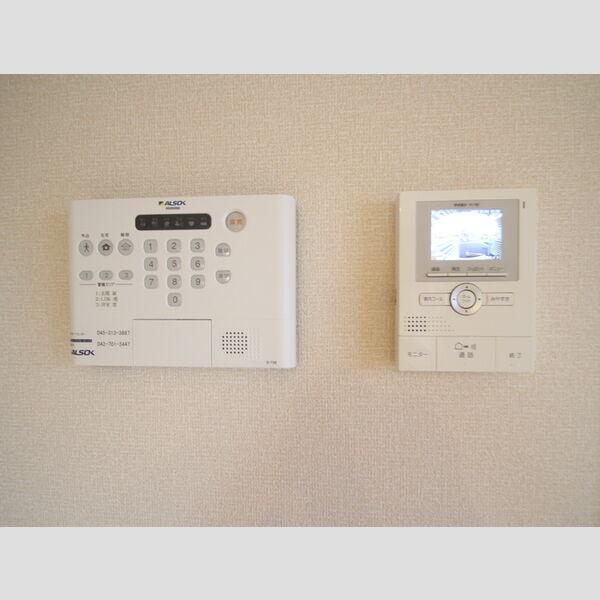 ハイツ ルピナス テレビ付インターホン