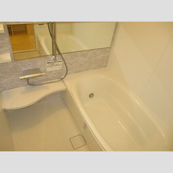 サニーハイム 103