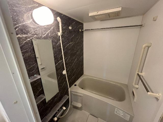 ローズ・ヴェルジュ バス