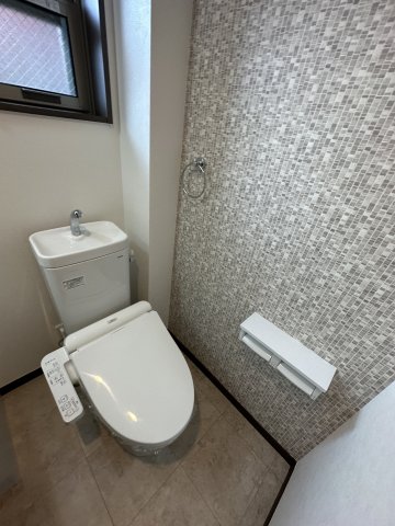 キトラハイム杉田101号室 トイレ