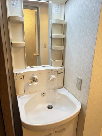 孝基マンション502号室 洗面