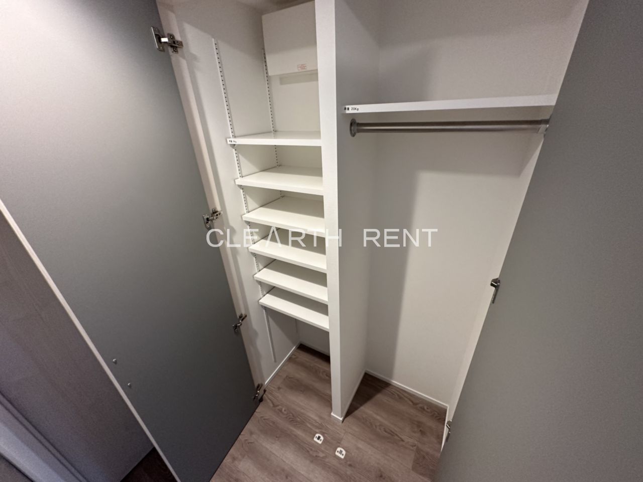 ＧＲＡＮ ＰＡＳＥＯ 島津山Ｗｅｓｔ3階 クローゼット