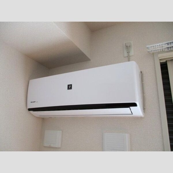 サウスヒルズⅢ110号室 エアコン