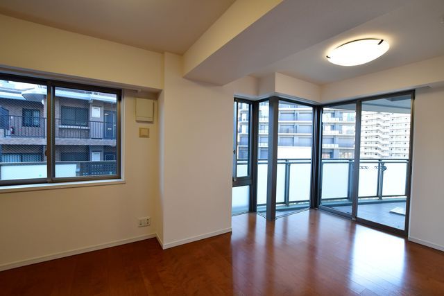 ドレッセ目黒インプレスタワー LD約11.2帖　2025年12月撮影