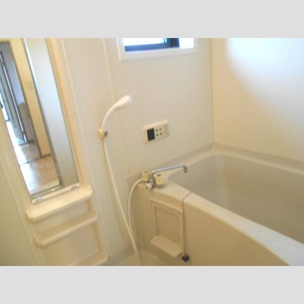 ヴァンベール冨士107号室 浴室　追い焚き給湯