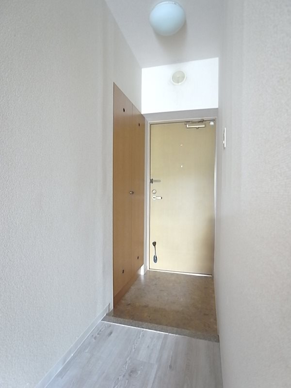 モラダ・アケボノ 玄関