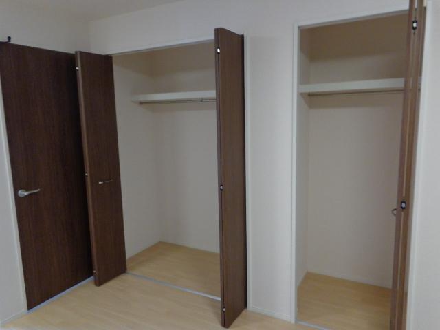 グランドゥール・メイ00102号室 クローゼット