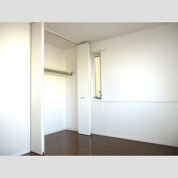 向日葵105号室 洋室