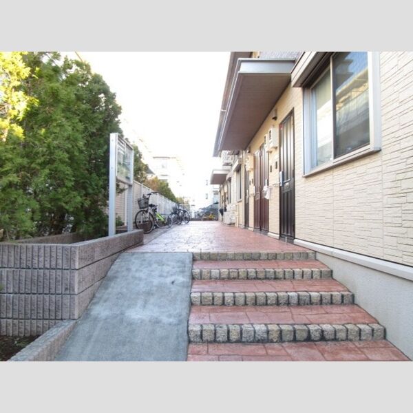 エスポワール　ドゥマン エントランス