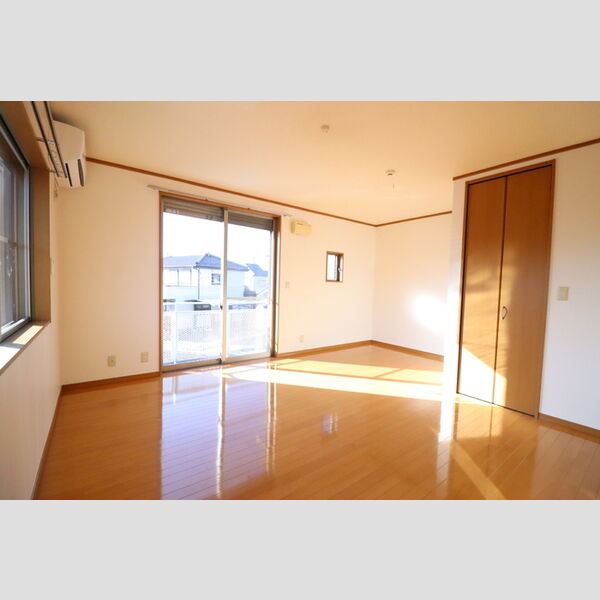 ルミエール西高尾　B 洋室