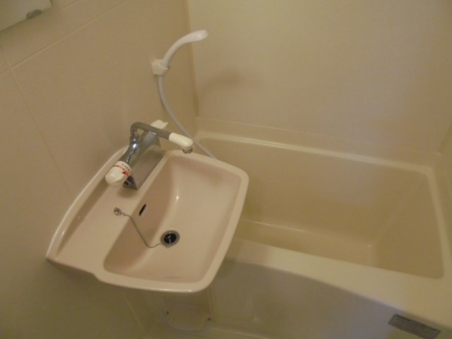 ルーブル下北沢2階 お風呂