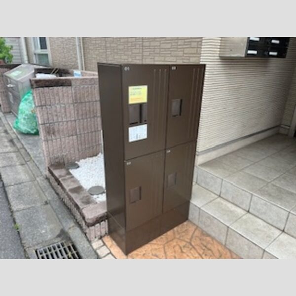 ラフィネ103号室 宅配BOX