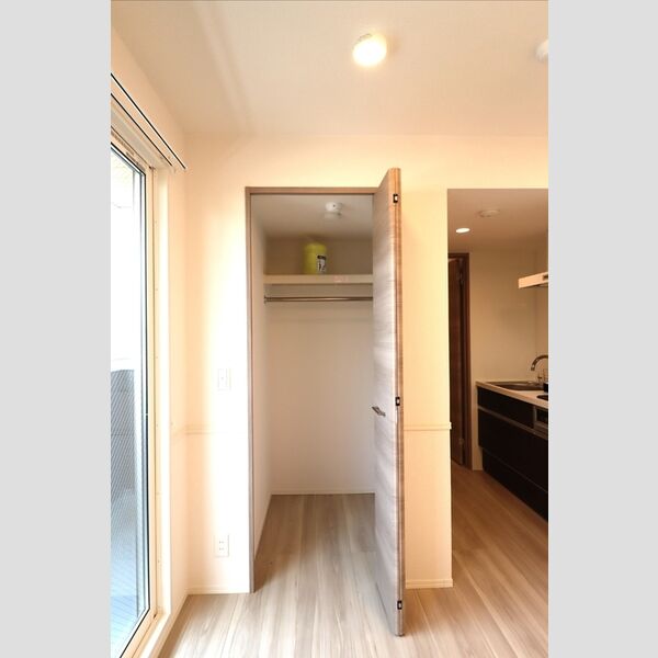 グラナーデ東新町307号室 クローゼット