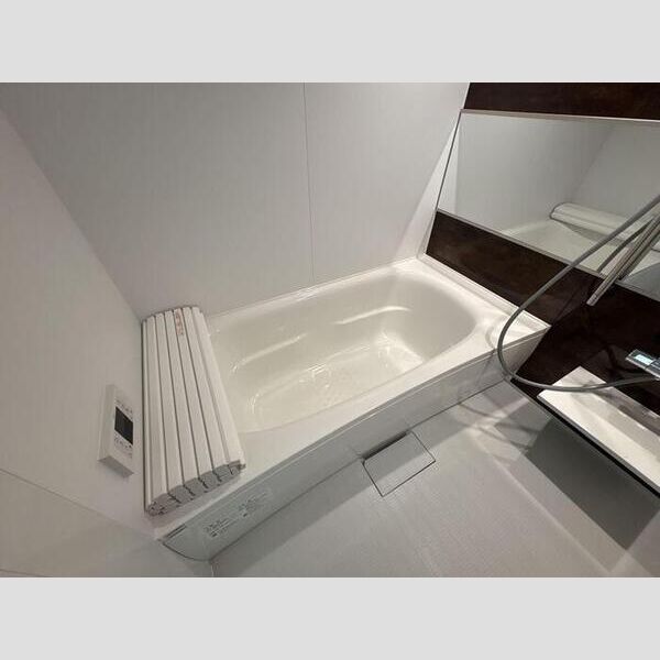 セレスティア六町Ⅱ205号室 浴室