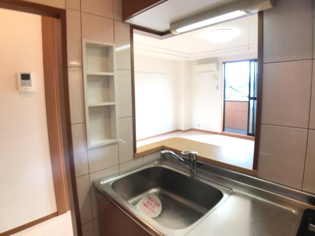 ヴィアーレ・ガーナ キッチン