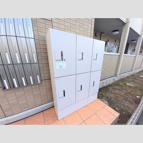 リアン305号室 宅配ボックス