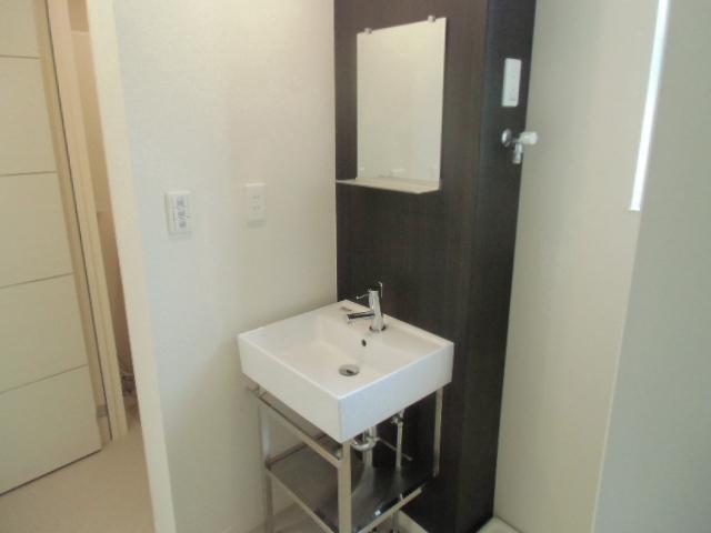 Ｒｏｏｍｓ武蔵浦和1階 洗面