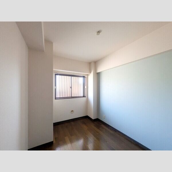 サニーハイツ村野105号室 洋室4.3帖