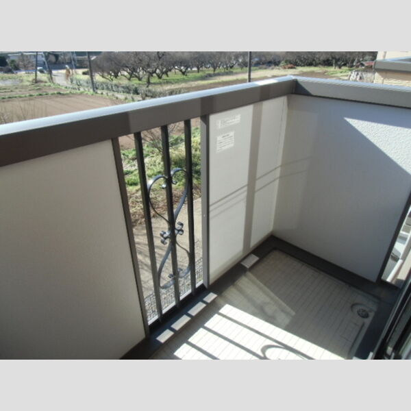 ベルフォーレ205号室 バルコニー