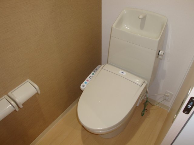 シャトー　ソレイユ シャワー付トイレ