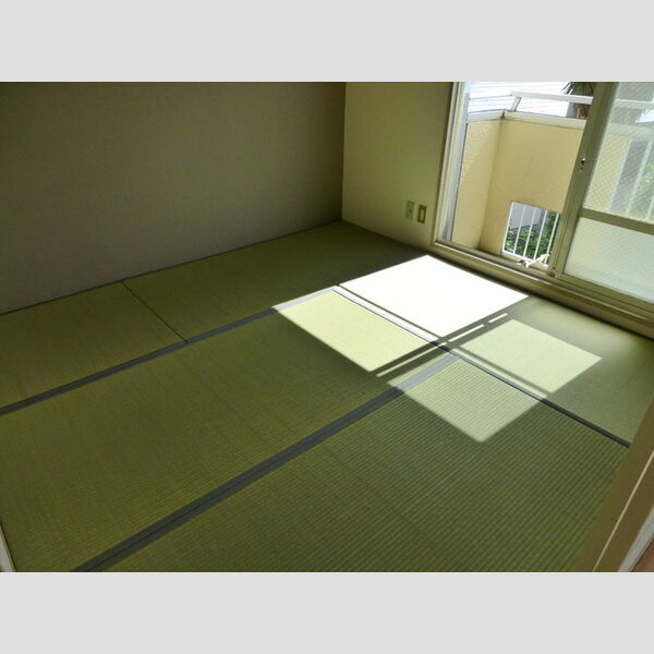 コーポ宮小路202号室 和室