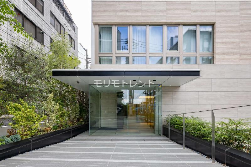 ピアース新宿三丁目4階 エントランス